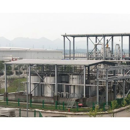 Una torre más desapasible del filtro de arena de la atmósfera de la maquinaria de la fábrica de productos químicos de los SS
